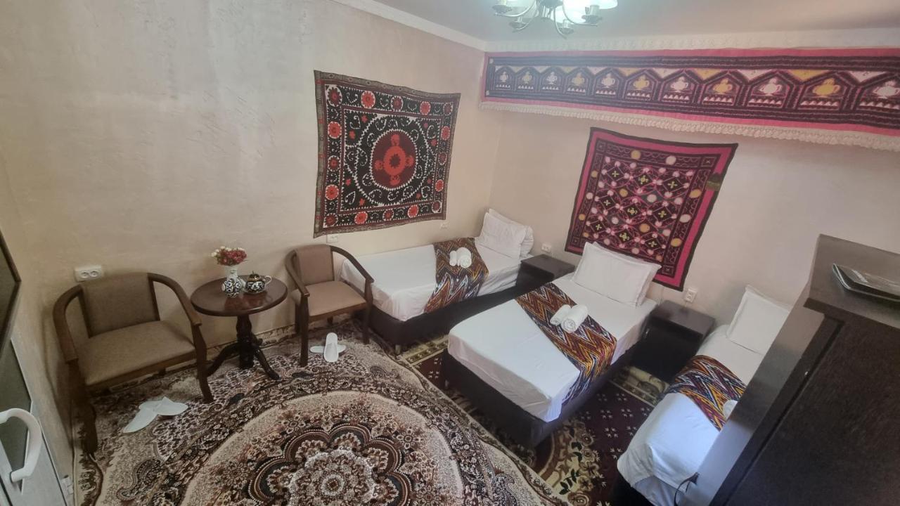 Hotel Registon Zargaron Samarkand Bilik gambar