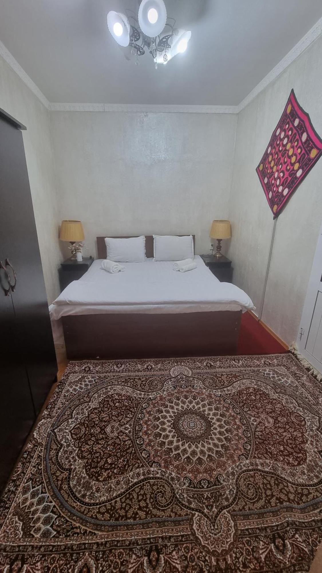 Hotel Registon Zargaron Samarkand Bilik gambar